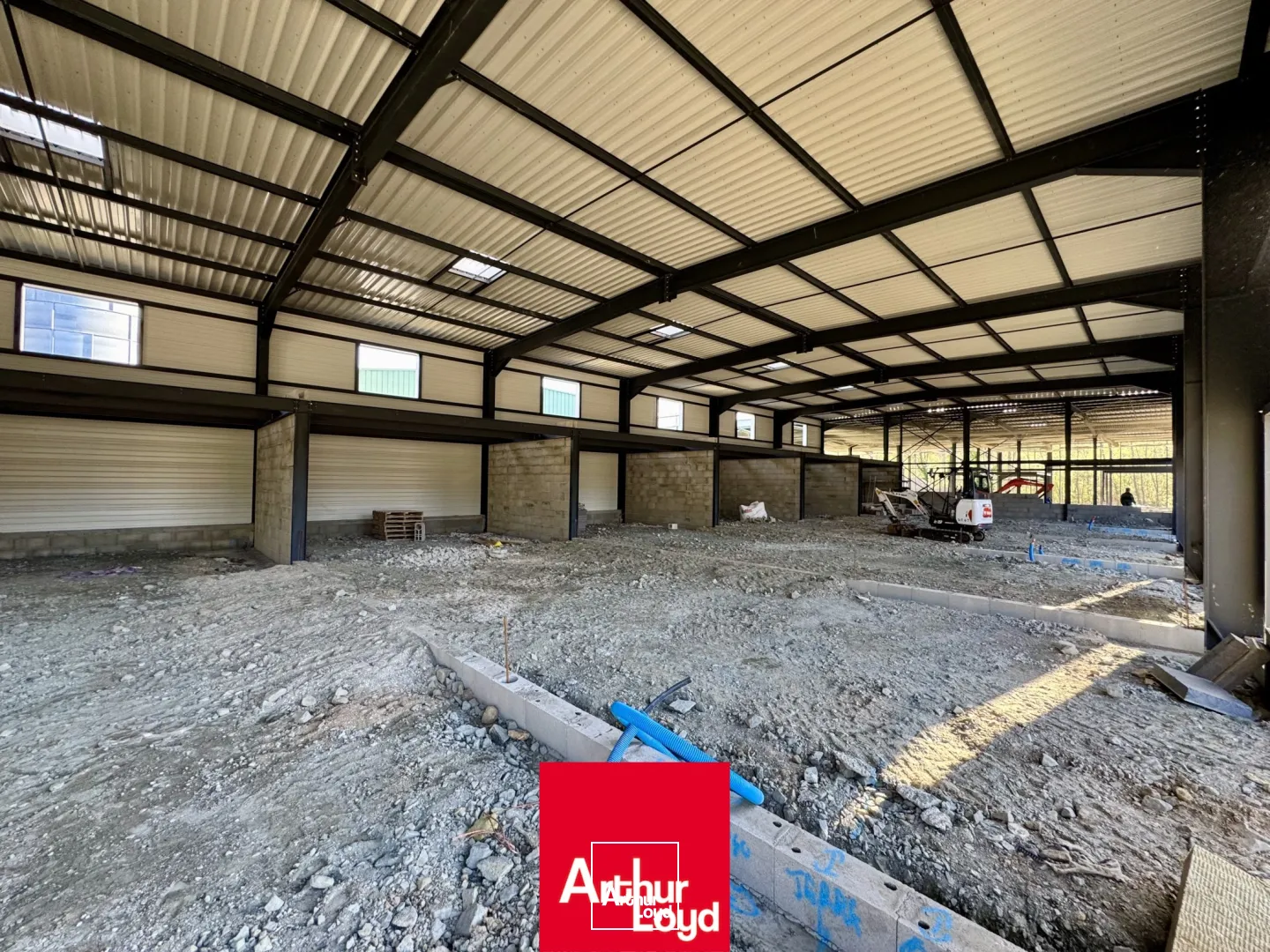 Locaux d'activité & Entrepôts - Vente - SAINT GERMAIN NUELLES - 69210 - 112.76-2755 - 7594878