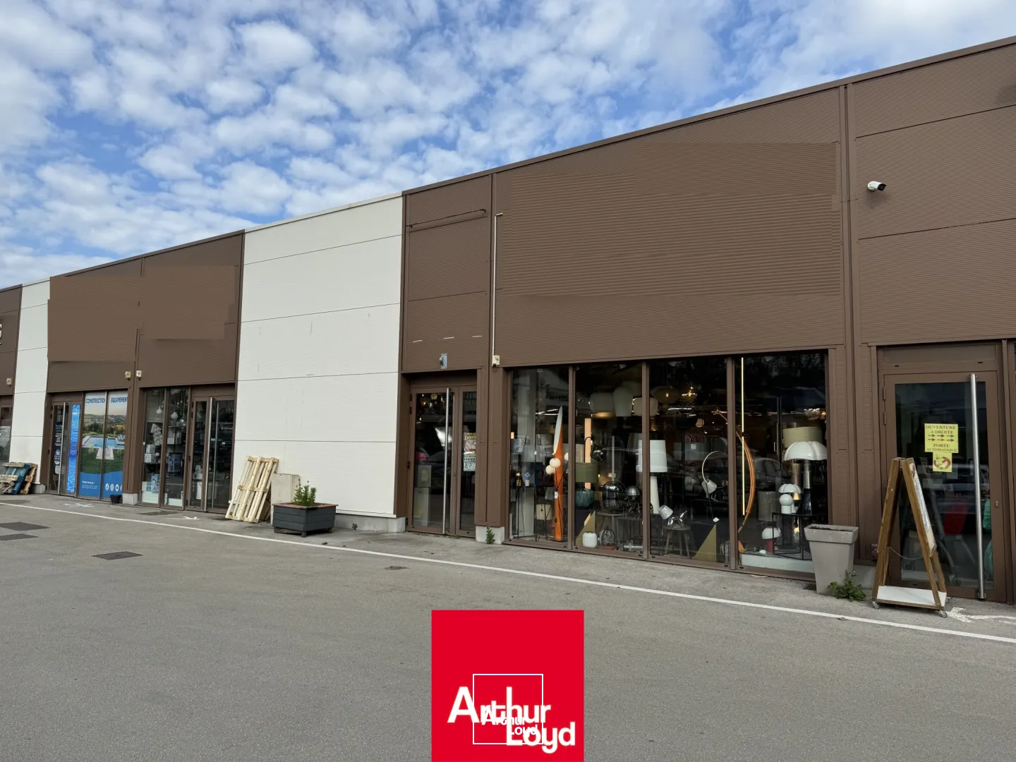 Locaux commerciaux - Vente - LISSIEU - 69380 - 236-236 - 7594929