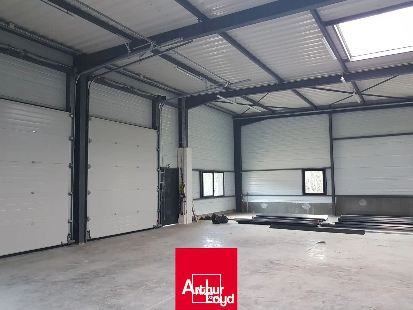 A louer | Local d'activité | Villefranche - Anse 