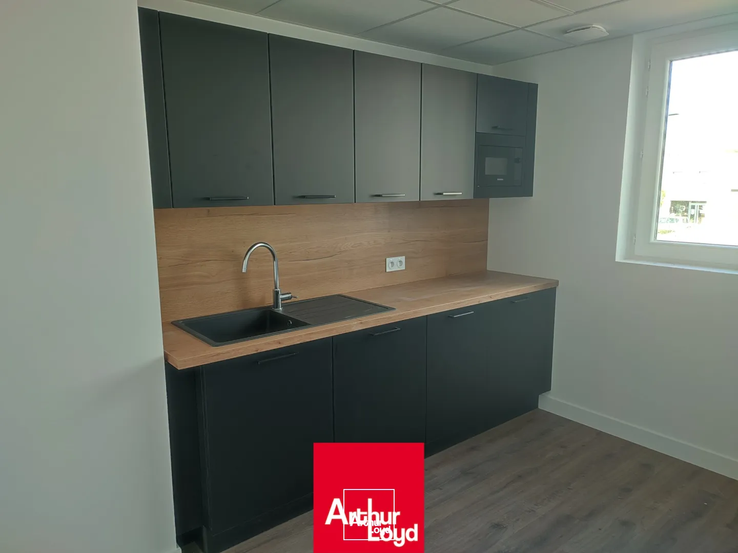 Bureaux A LOUER - GENAY