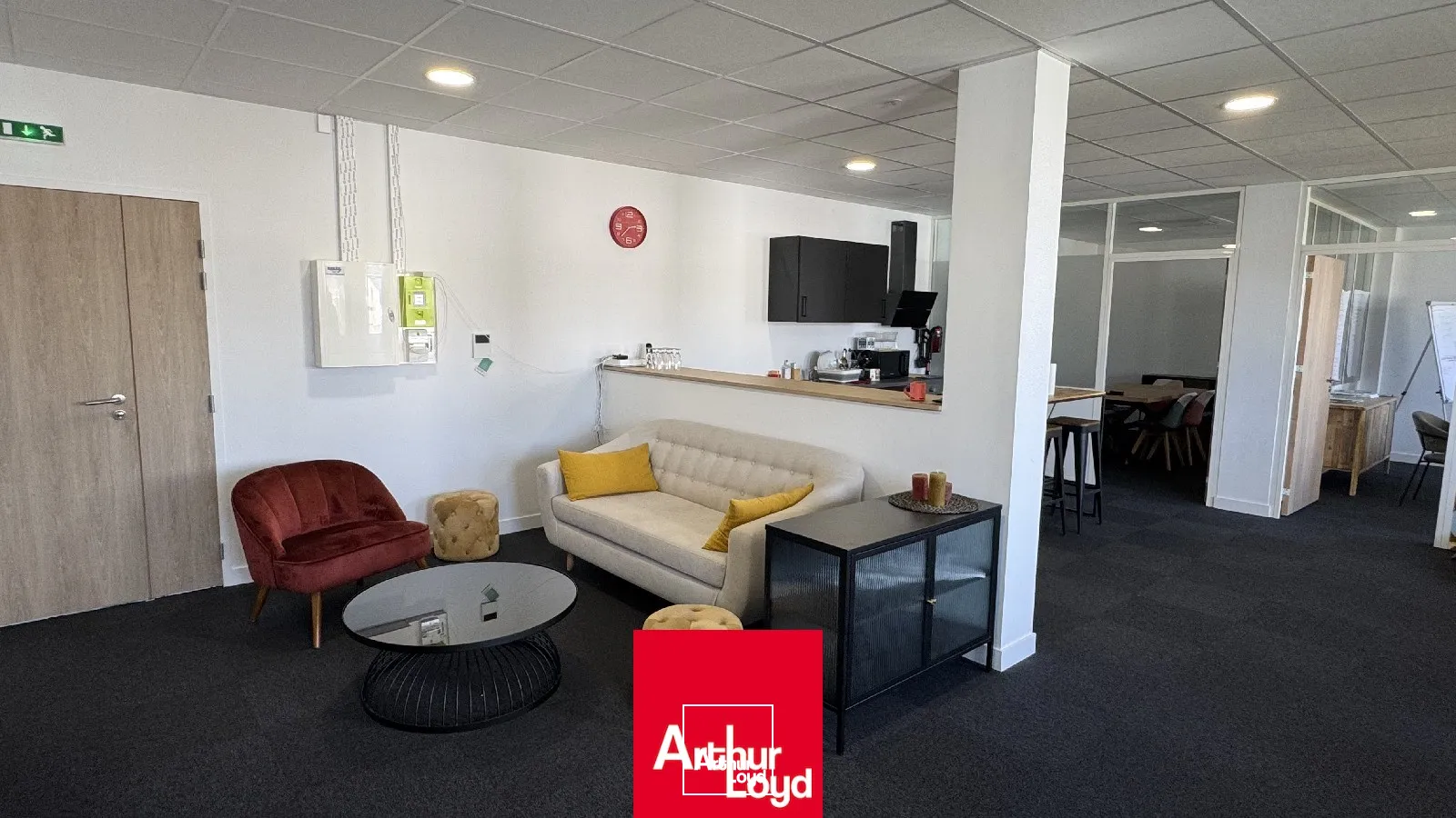 Val de Saône | Bureau meublé à louer 114 m²