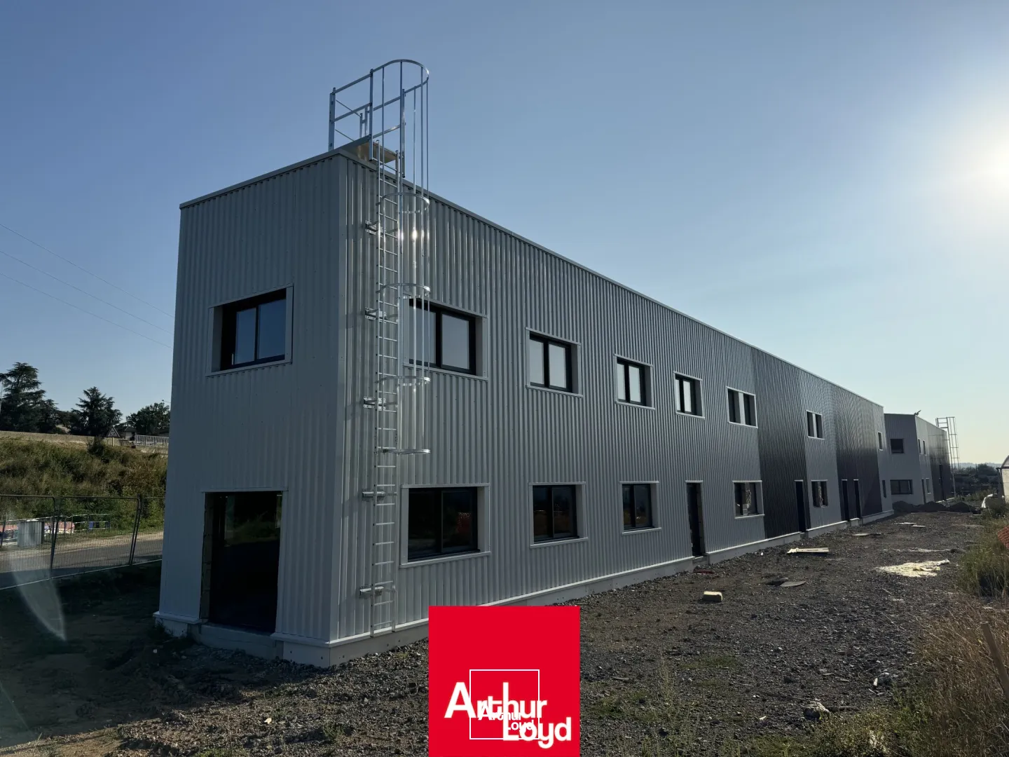 Locaux d'activité & Entrepôts - Vente - VINDRY SUR TURDINE - 69490 - 185-185 - 7595162