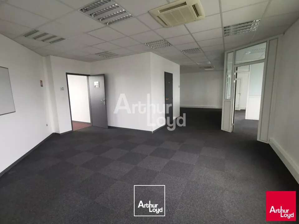 SAINT-GREGOIRE - BUREAUX A LOUER - 85M²