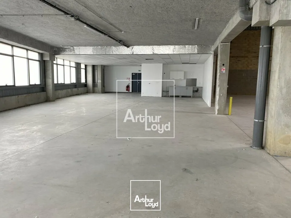 CELLULE LOGISTIQUE A LOUER LIEUSAINT