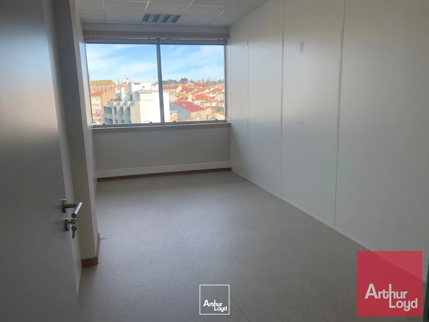 WORK OFFICES A LOUER