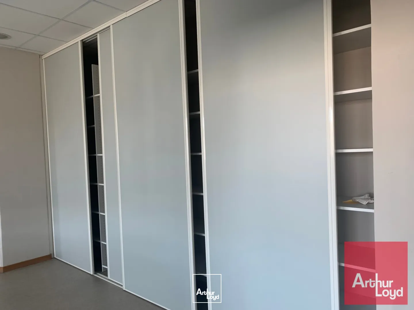 WORK OFFICES A LOUER