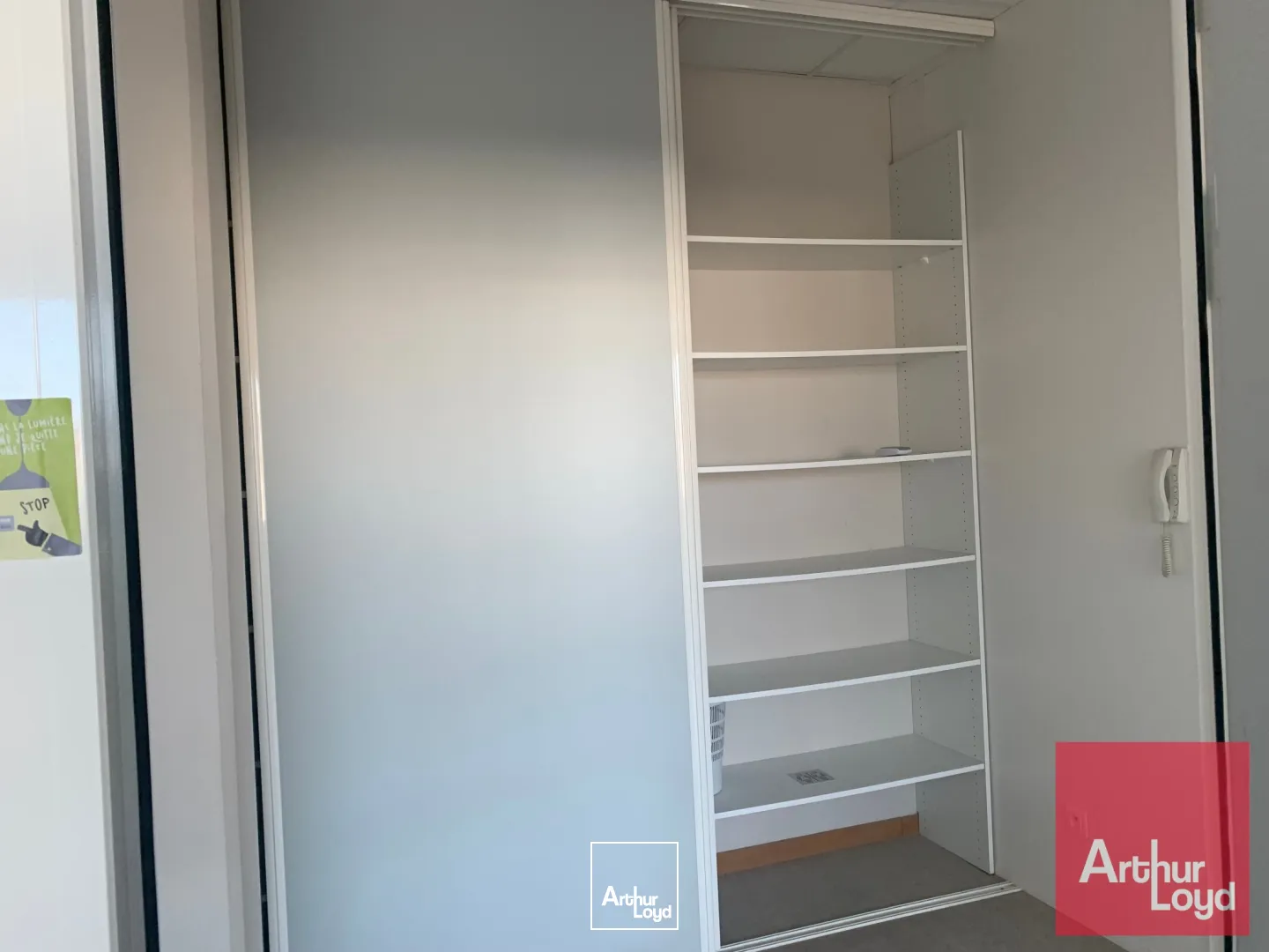 WORK OFFICES A LOUER