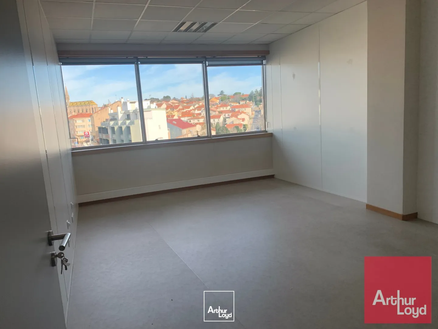 WORK OFFICES A LOUER