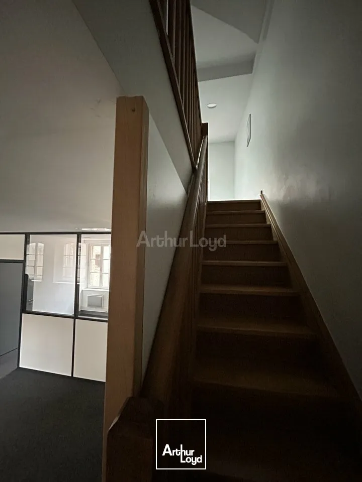 BUREAUX à LOUER de 154 m²