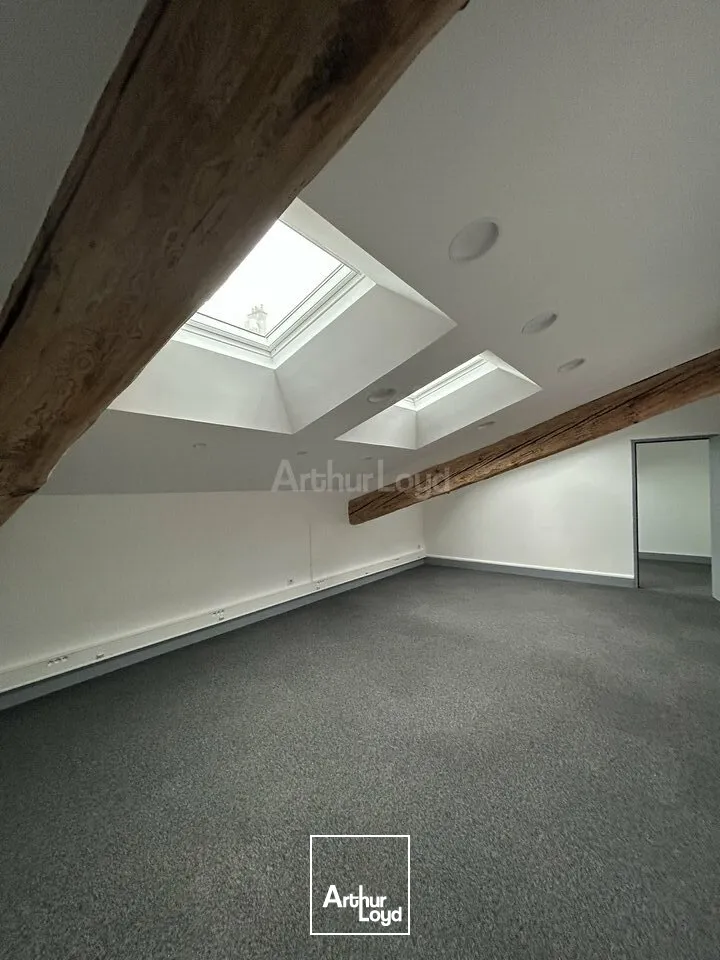 BUREAUX à LOUER de 154 m²