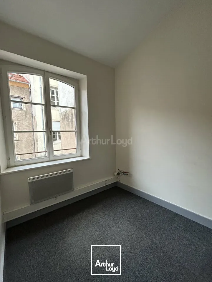 BUREAUX à LOUER de 154 m²