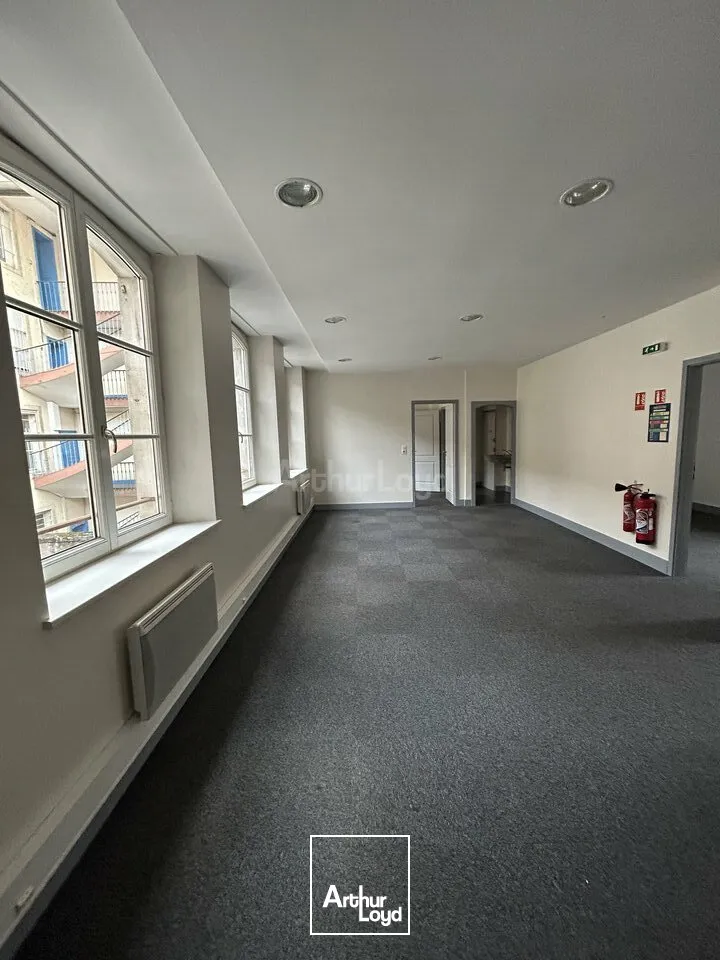 BUREAUX à LOUER de 154 m²