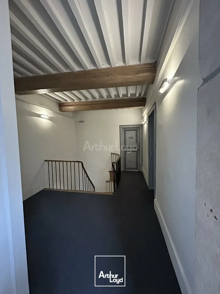 BUREAUX à LOUER de 154 m²