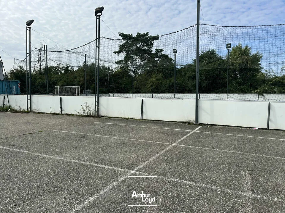 LOCAL D'ACTIVITE - ENTREPOT à VENDRE de 1250 m²