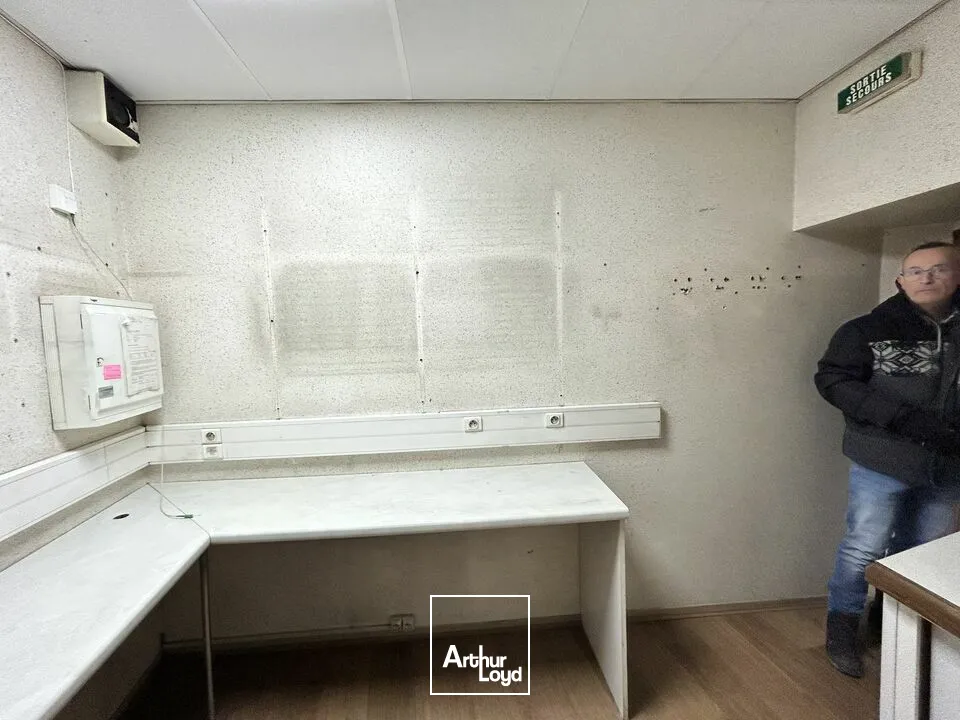 Locaux commerciaux - Location - CHALON SUR SAONE - 71100 - 120-120 - 7597946