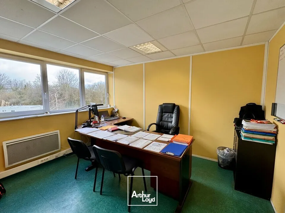 GONFREVILLE L'ORCHER - LOCAUX D'ACTIVITÉS 1405 M2