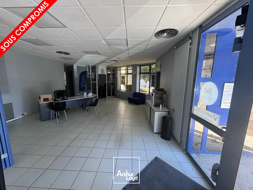 Bureaux - Vente - SOYAUX - 16800 - 161.96-161.96 - 7598056