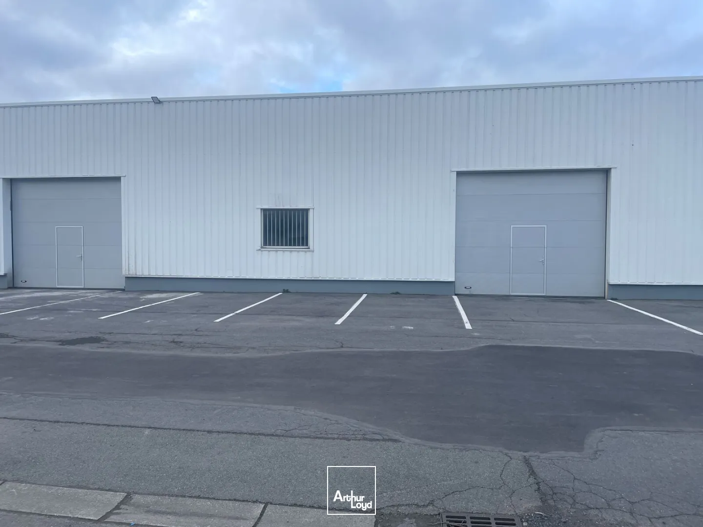 Locaux d'activité & Entrepôts - Location - DOUAI - 59500 - 480-480 - 7598237