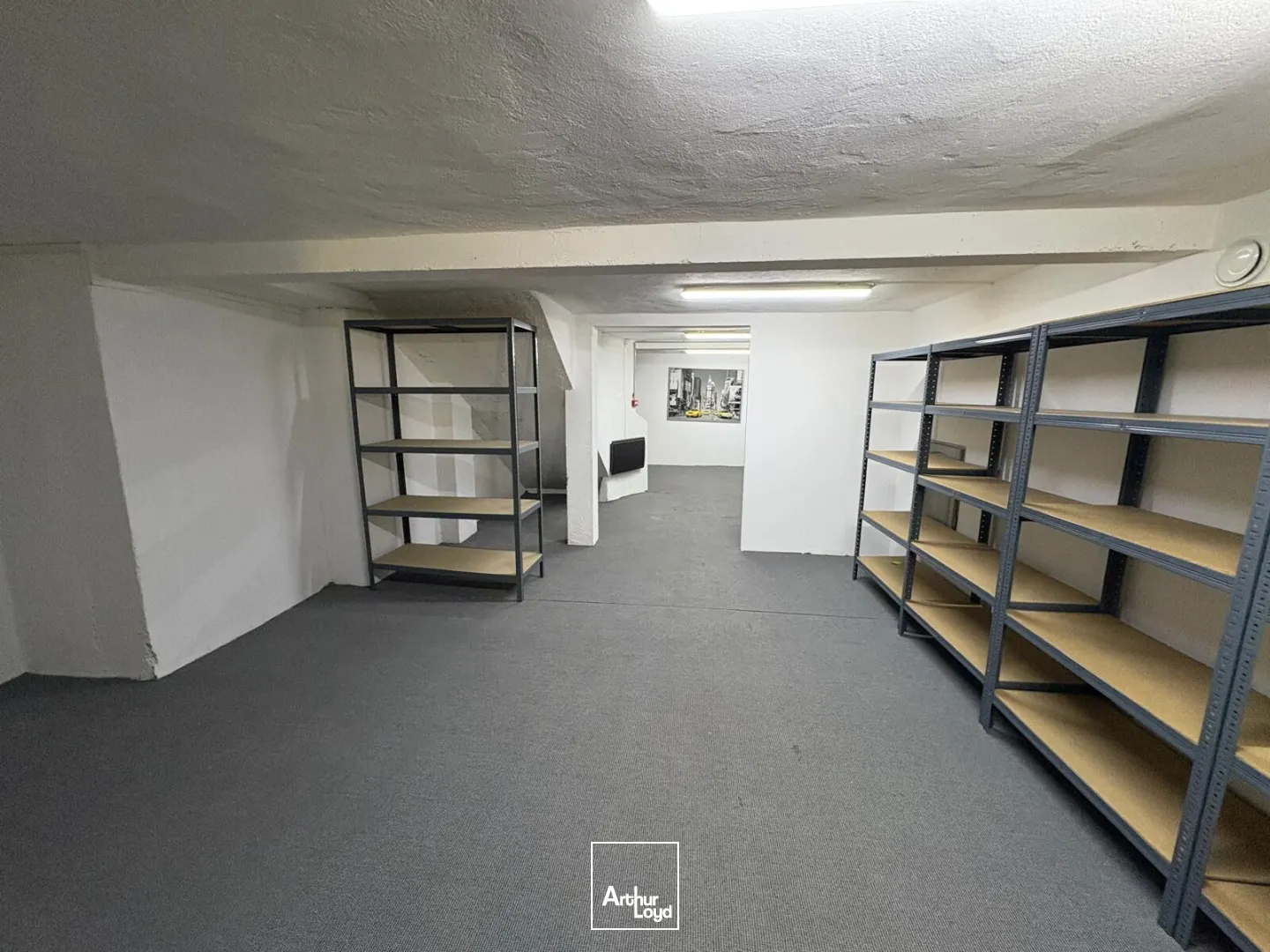 Locaux commerciaux/Bureaux à louer - 5 Avenues - 13004 Marseille