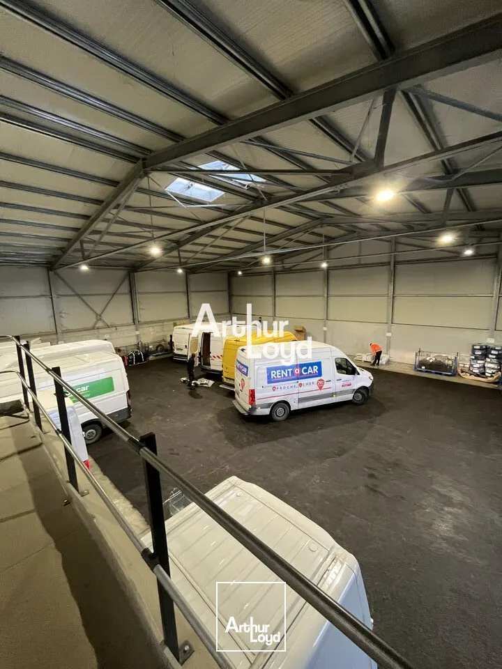 Locaux mixtes 600 m² - La Roquette sur Siagne