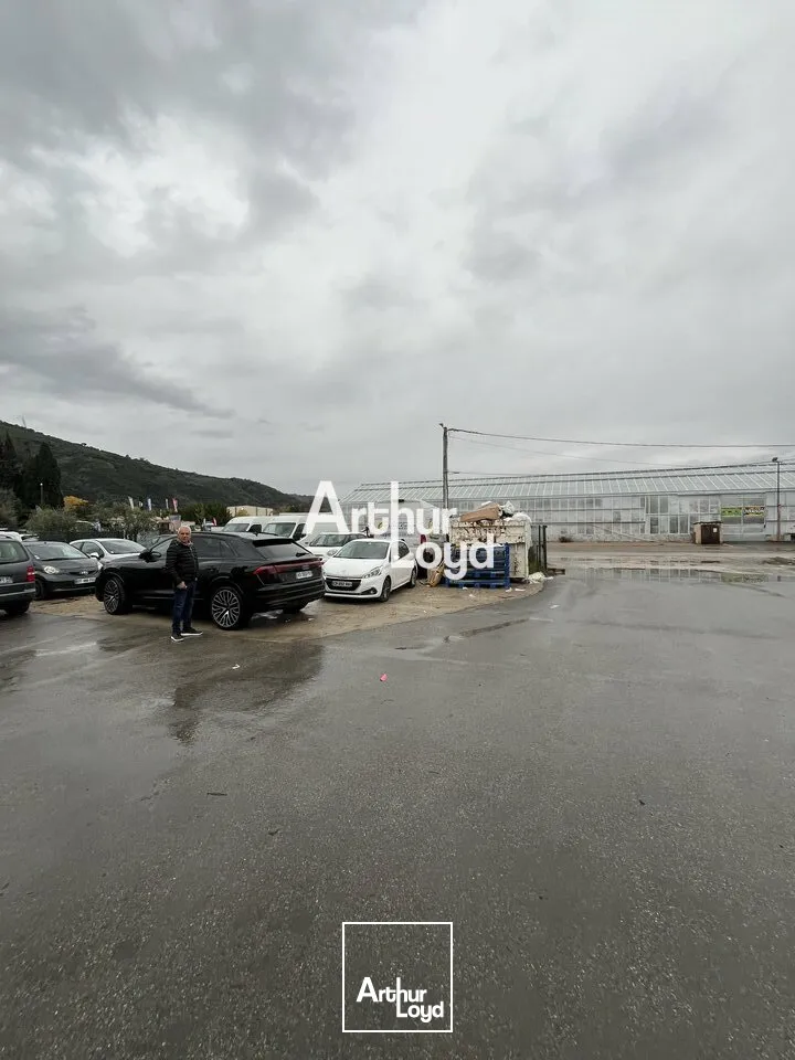 Locaux mixtes 600 m² - La Roquette sur Siagne