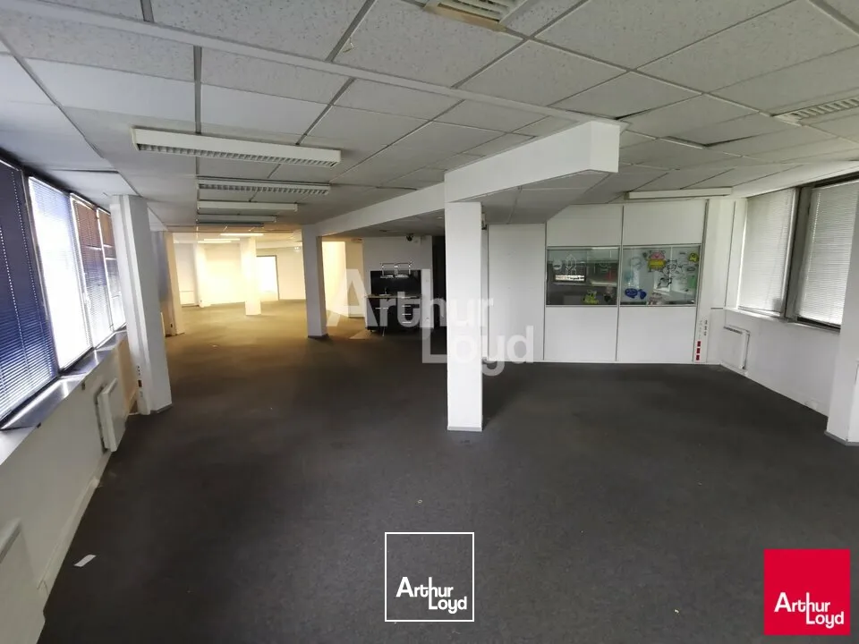 CESSON SEVIGNE PROCHE CENTRE COMMERCIAL - BUREAUX A LOUER DIVISIBLES