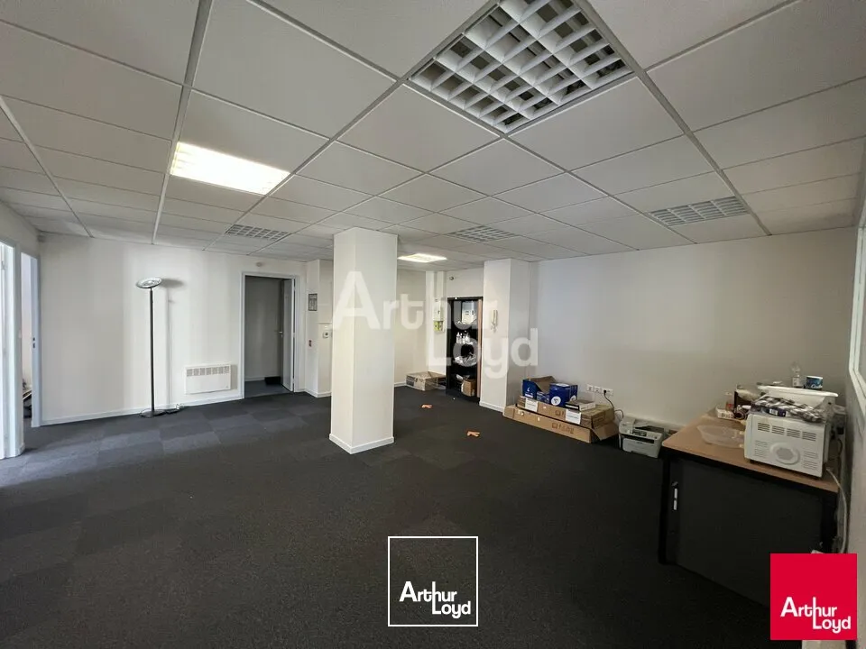 CHANTEPIE - BUREAUX A LOUER - 502 M² DIVISIBLES