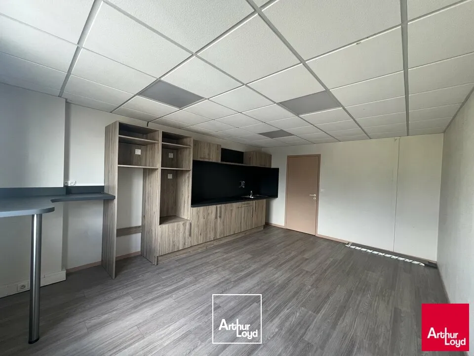 CHANTEPIE - BUREAUX A LOUER - 502 M² DIVISIBLES