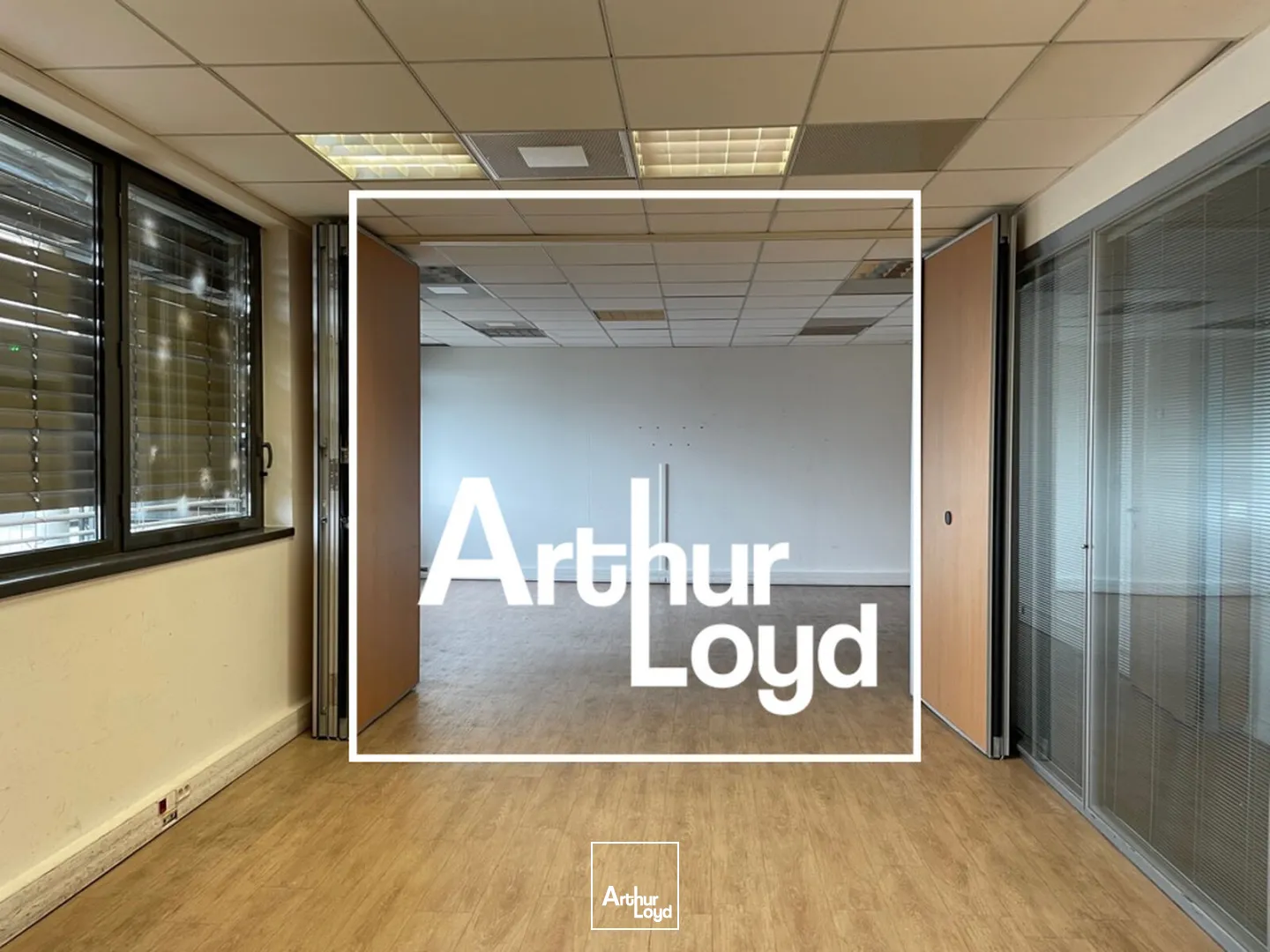 BUREAUX A LOUER - PORT MARIANNE - PROCHE TRAMWAY