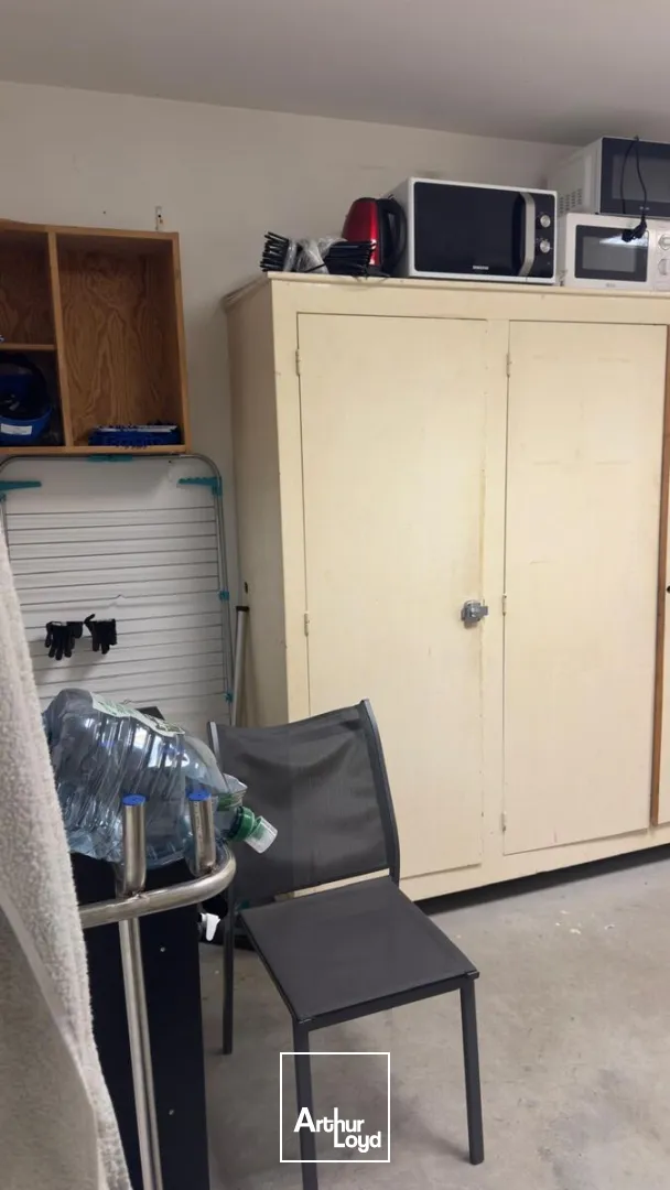 Local d’activités en location à Saint-Brevin-les-Pins avec stockage extérieur