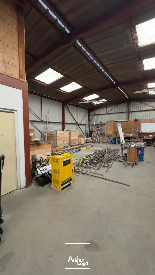 Local d’activités en location à Saint-Brevin-les-Pins avec stockage extérieur