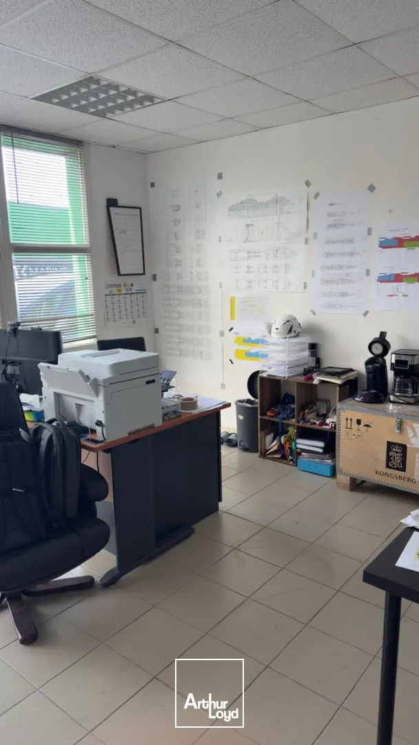 Local d’activités en location à Saint-Brevin-les-Pins avec stockage extérieur