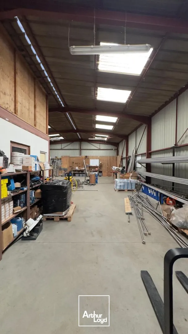 Local d’activités en location à Saint-Brevin-les-Pins avec stockage extérieur