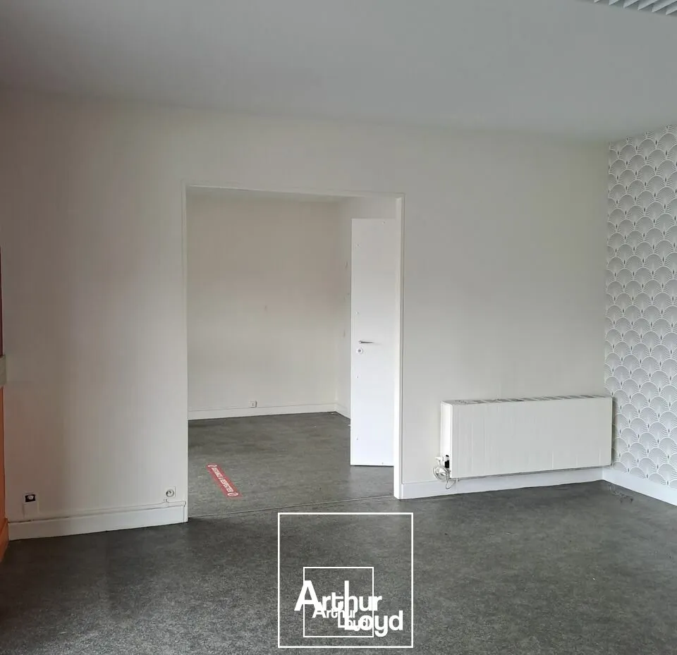 LOCAL COMMERCIAL location à BRIVE LA GAILLARDE 19100