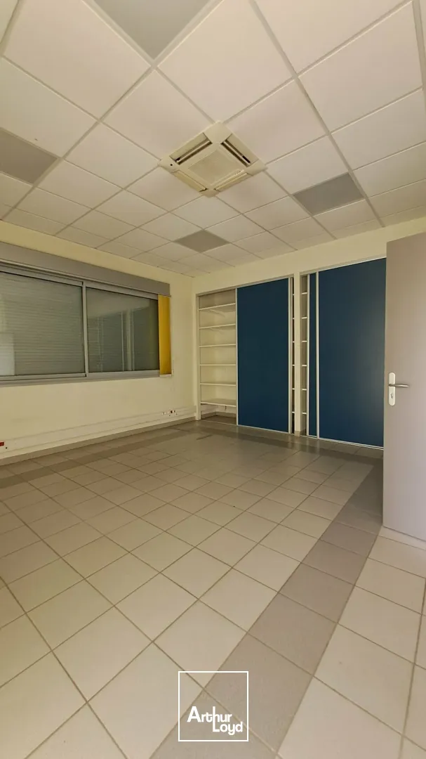 LOCAL D'ACTIVITE - ENTREPOT location à TERRASSON LAVILLEDIEU 24120