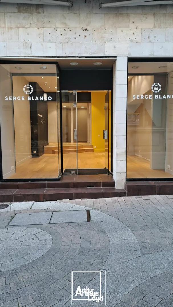 Local commercial 70 m² à louer  Centre-ville Brive-la-Gaillarde