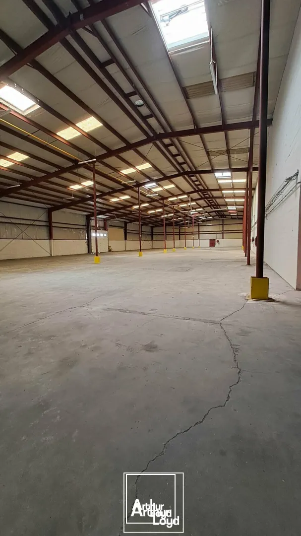 Entrepôt de 2&nbsp;495 m² à louer  Zone d'activités de Brive-la-Gaillarde
