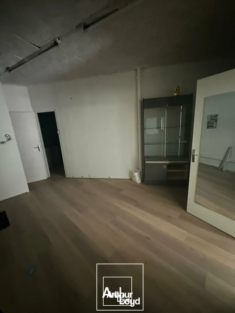 LOCAL COMMERCIAL location et vente à BRIVE-LA-GAILLARDE 19100