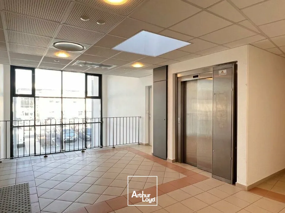 BUREAUX A LA LOCATION AU PARC VALMY