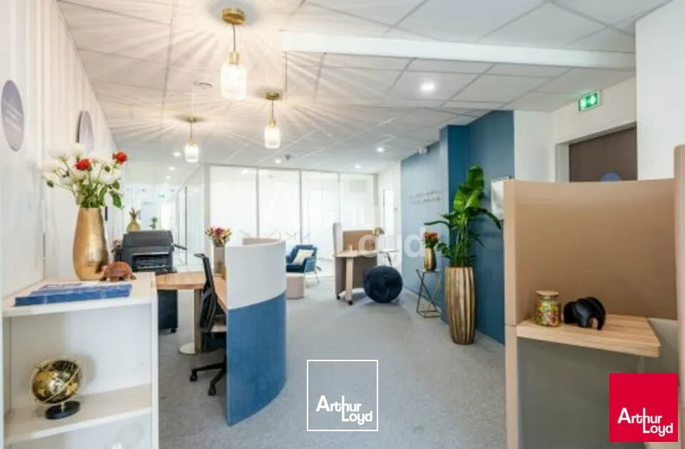 BRUZ - ESPACE DE COWORKING - A PARTIR DE 7 M²