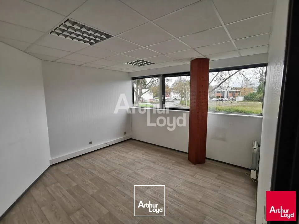 CESSON SEVIGNE PROCHE CENTRE COMMERCIAL - BUREAUX A LOUER DIVISIBLES