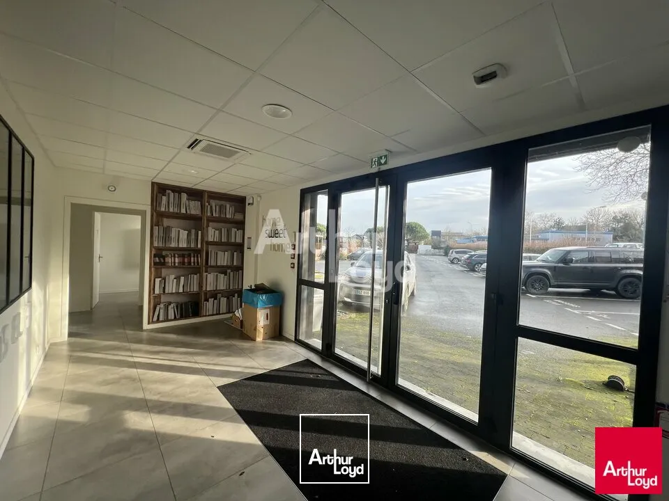 RARE - CESSON SEVIGNE - BUREAUX A VENDRE AVEC VISIBILITE 