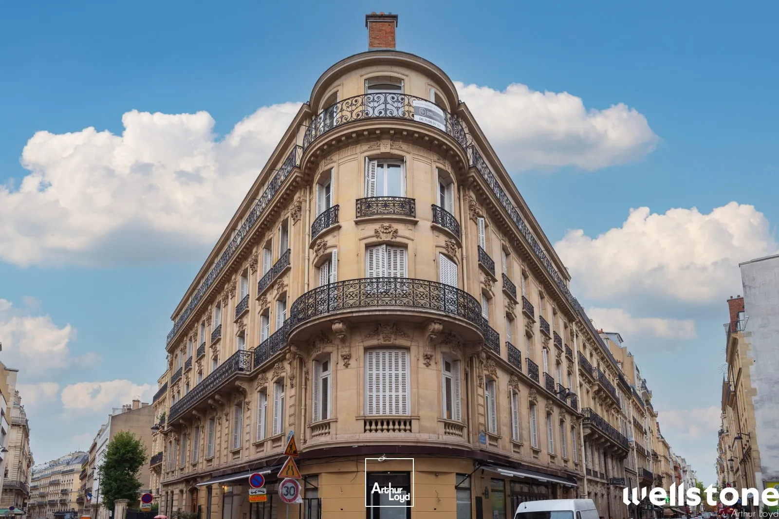 Bureaux à louer à PARIS 75008