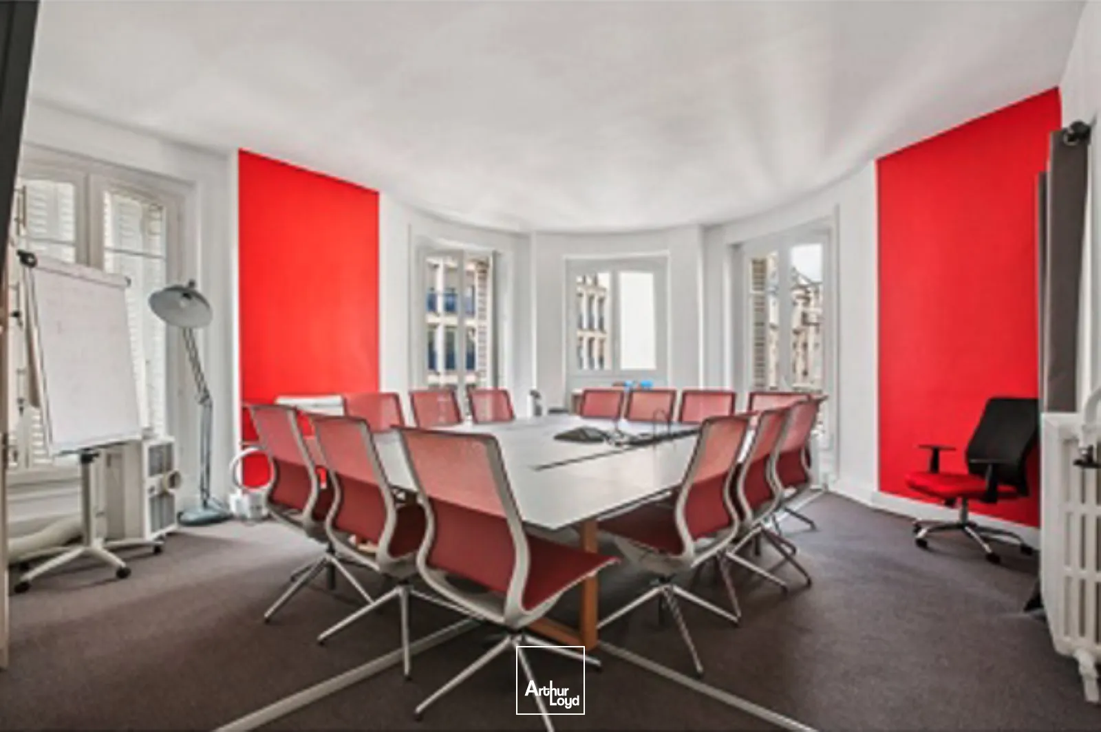 Bureaux à louer à PARIS 75008