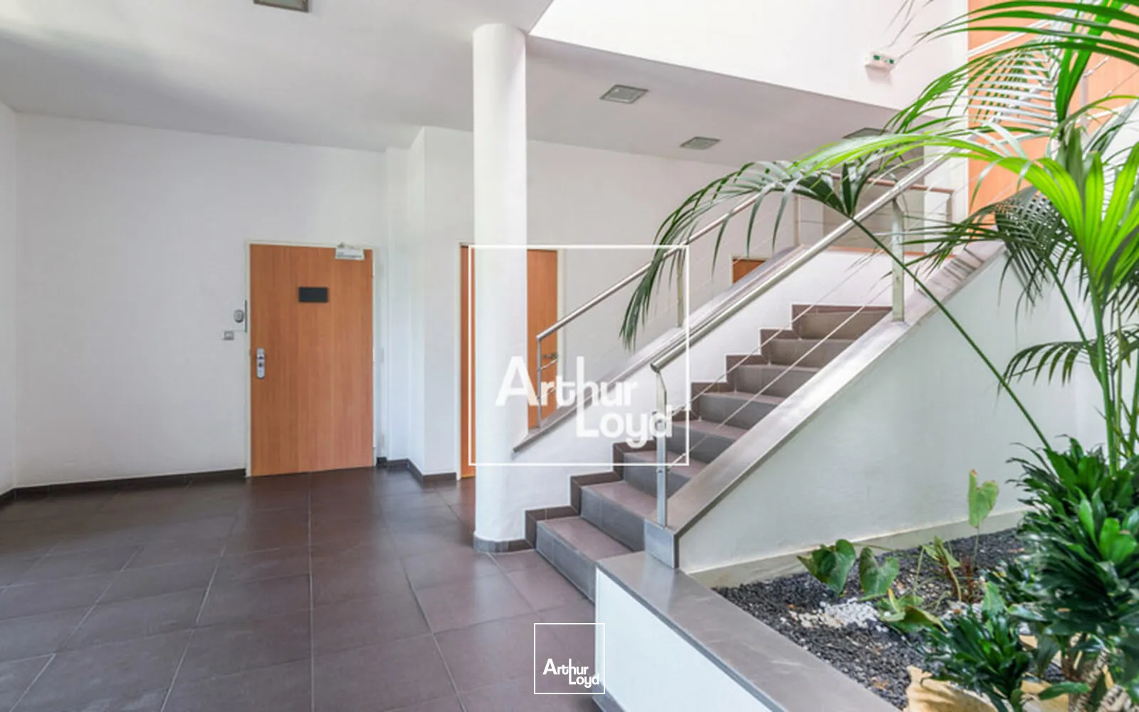 BUREAUX À LOUER - FUTUROPOLIS - TROIS PLATEAUX - TOULOUSE SUD