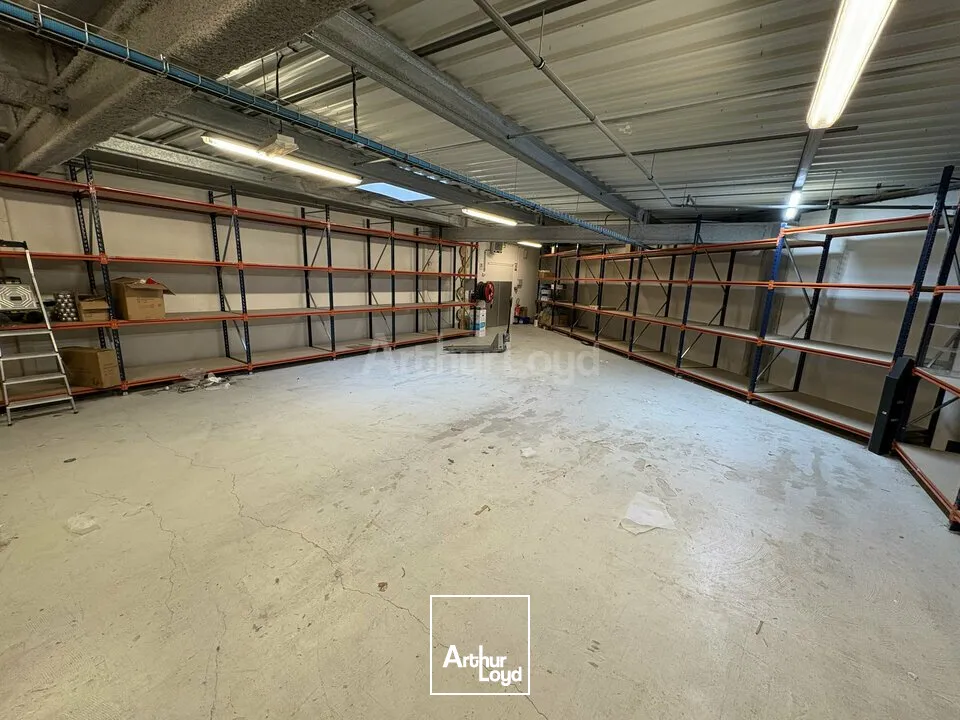 LOCAL COMMERCIAL à LOUER de 1005 m²