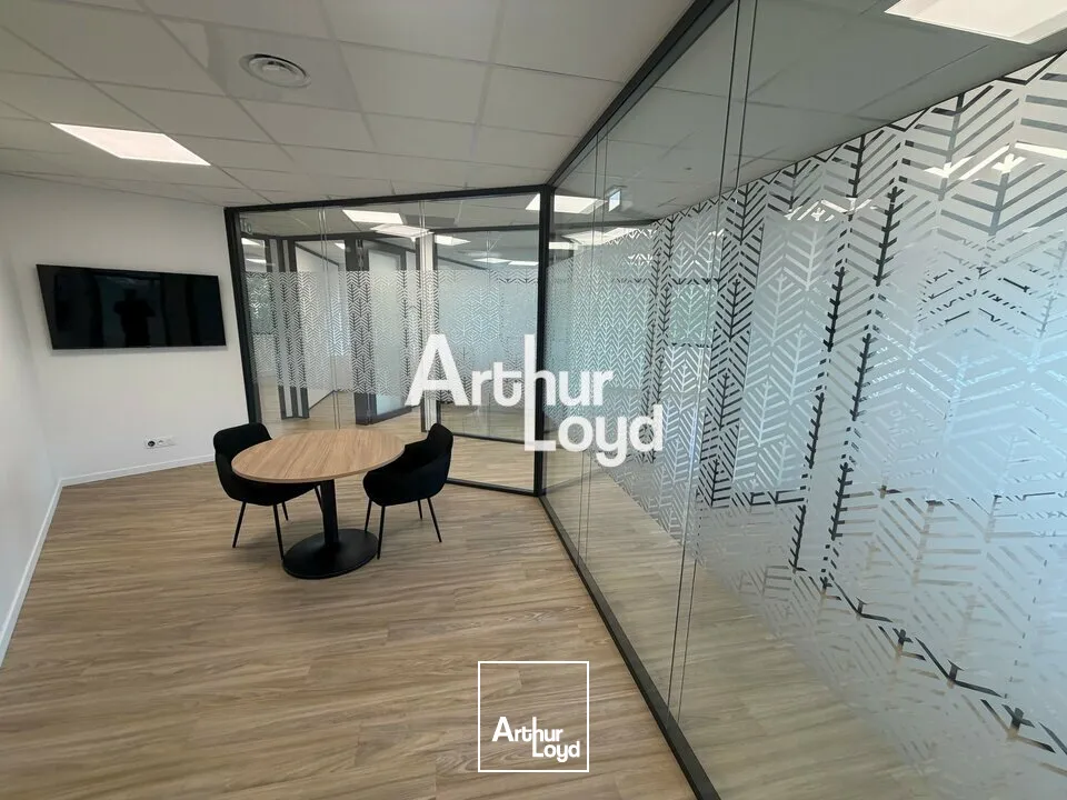 Ecoryzon - Bureaux rénovés 424.96 m² en R+1 à vendre - Sophia Antipolis