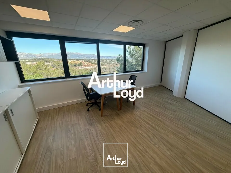 Ecoryzon - Bureaux rénovés 424.96 m² en R+1 à vendre - Sophia Antipolis