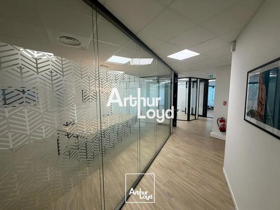 Ecoryzon - Bureaux rénovés 424.96 m² en R+1 à vendre - Sophia Antipolis