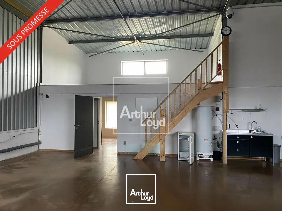 Locaux d'activité & Entrepôts - Vente - CHARTRETTES - 77590 - 162-162 - 7600089